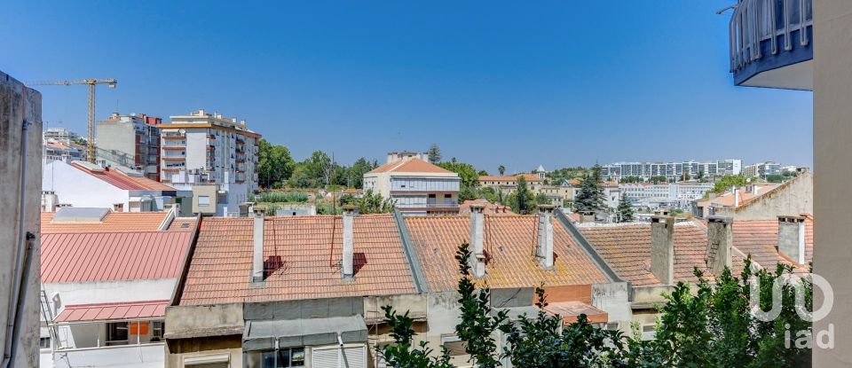 Apartamento T2 em Sacavém e Prior Velho de 62 m²