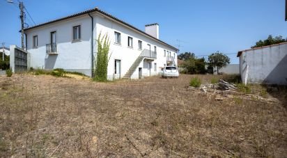 Maison T18 à Parceiros e Azoia de 764 m²