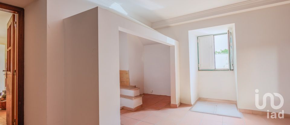 Maison T18 à Parceiros e Azoia de 764 m²