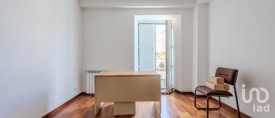 Maison T18 à Parceiros e Azoia de 764 m²