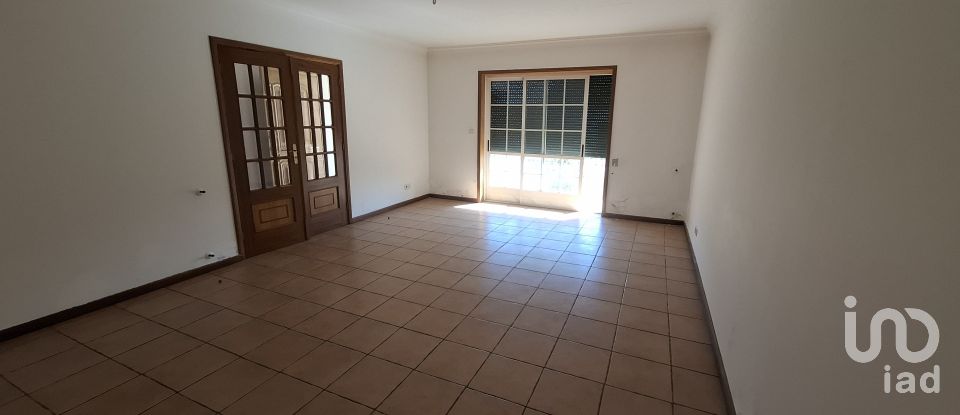 Moradia T4 em Valpaços e Sanfins de 288 m²