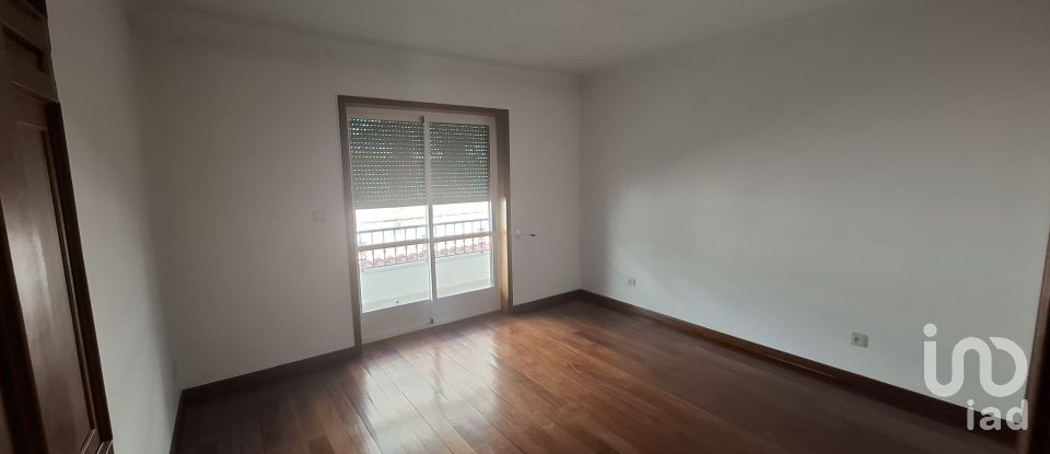 Moradia T4 em Valpaços e Sanfins de 288 m²