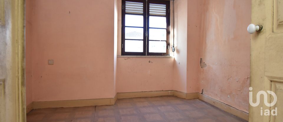 Casa tradicional T5 em São Miguel, Santa Eufémia e Rabaçal de 460 m²