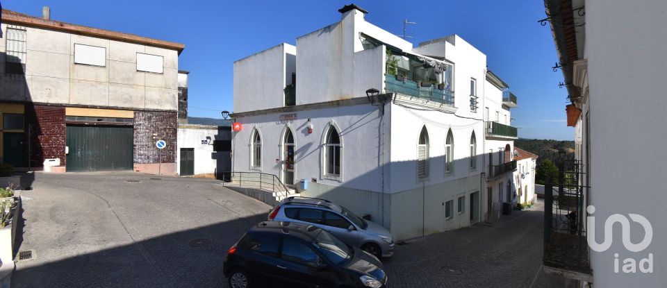 Casa tradicional T5 em São Miguel, Santa Eufémia e Rabaçal de 460 m²