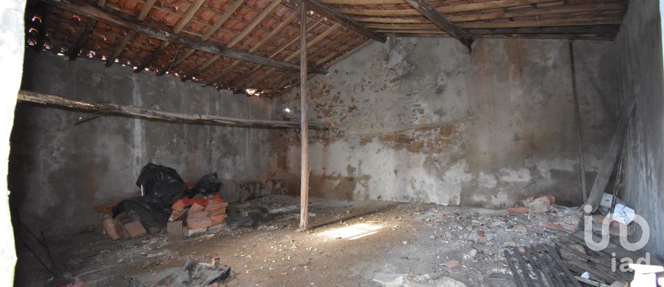 Casa tradicional T5 em São Miguel, Santa Eufémia e Rabaçal de 460 m²