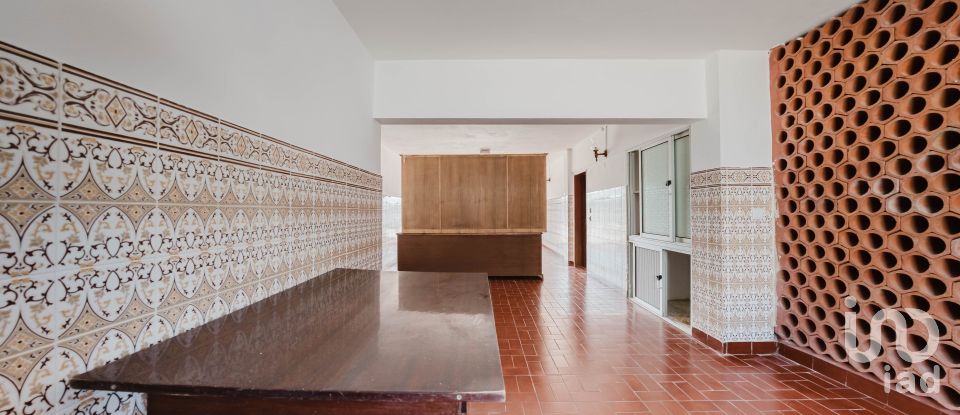 Maison T11 à Atouguia da Baleia de 533 m²