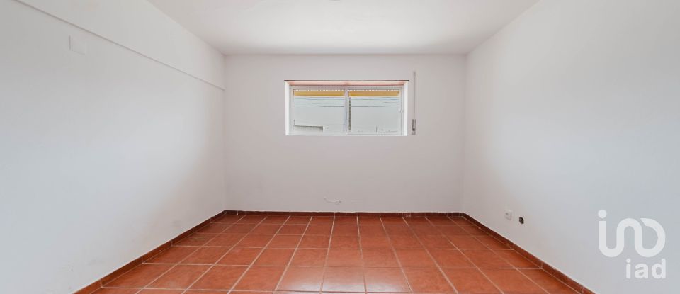 Maison T11 à Atouguia da Baleia de 533 m²