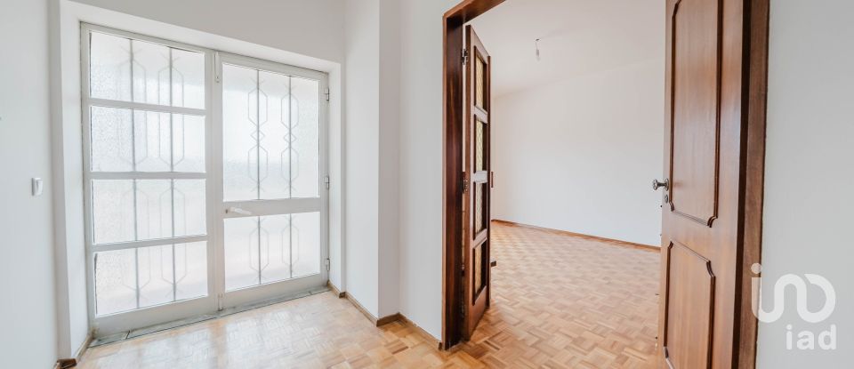 Maison T11 à Atouguia da Baleia de 533 m²