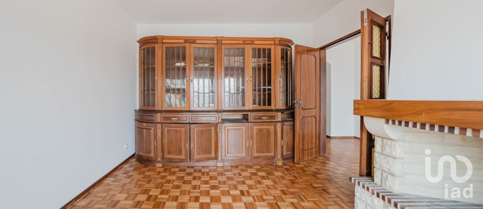 Maison T11 à Atouguia da Baleia de 533 m²