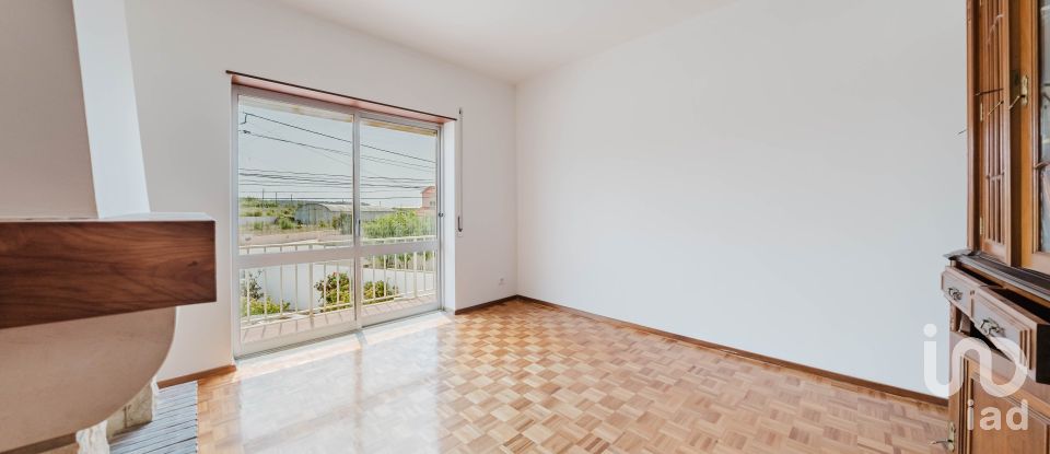 Maison T11 à Atouguia da Baleia de 533 m²