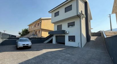 Maison T3 à Campo e Sobrado de 240 m²