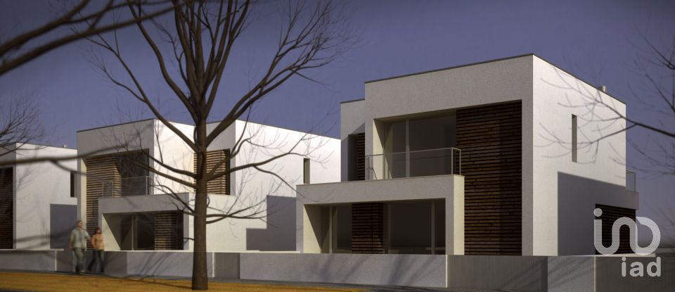 Terrain à bâtir à Vieira de Leiria de 193 m²