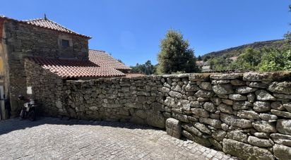 Gîte T3 à Chosendo de 98 m²