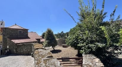 Gîte T3 à Chosendo de 98 m²