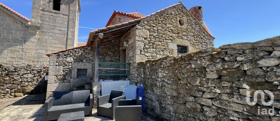 Gîte T3 à Chosendo de 98 m²