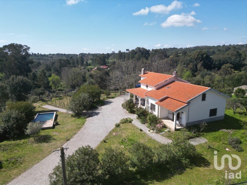 Maison T3 à Castelo Novo de 664 m²