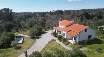 Moradia T3 em Castelo Novo de 664 m²