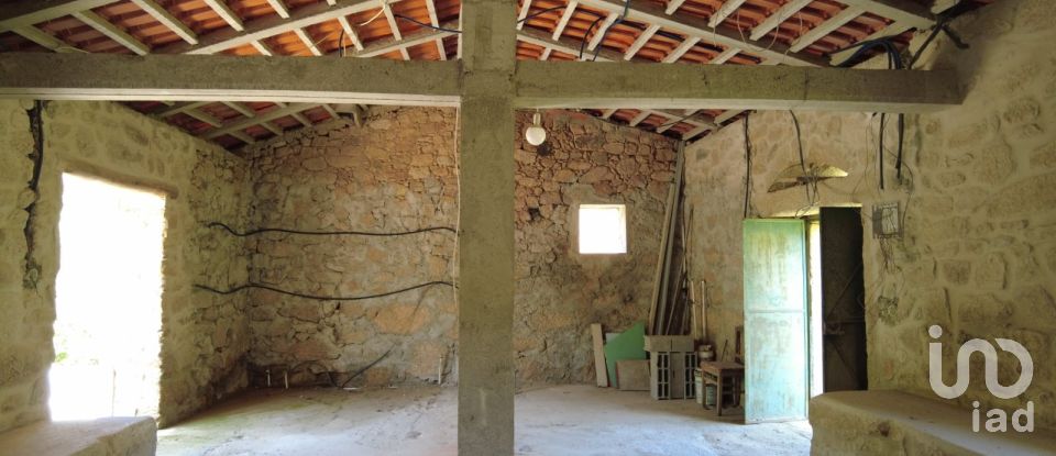 Maison T3 à Castelo Novo de 664 m²