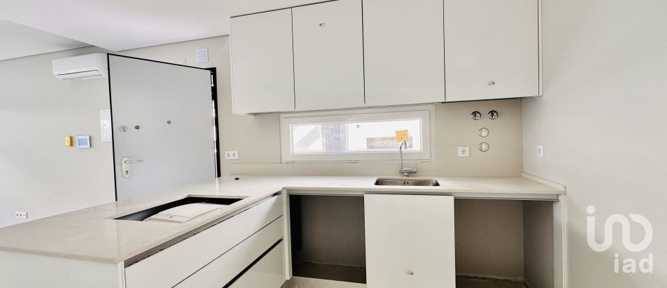 Moradia T3 em Fernão Ferro de 127 m²