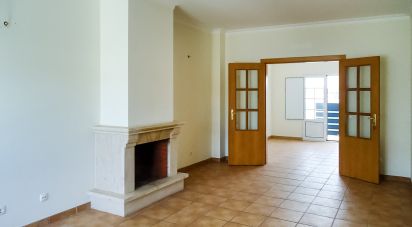 Maison T3 à Poceirão e Marateca de 280 m²