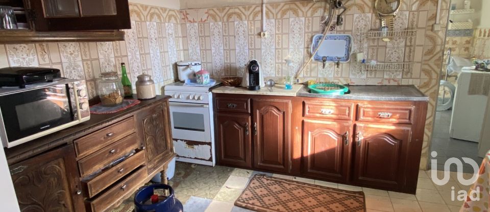 Bâtiment à Fontelas de 214 m²