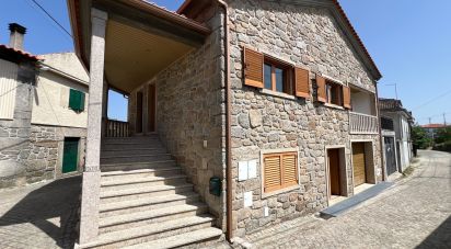 Gîte T1 à Sernancelhe e Sarzeda de 121 m²