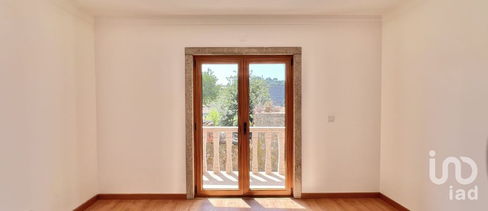 Gîte T1 à Sernancelhe e Sarzeda de 121 m²