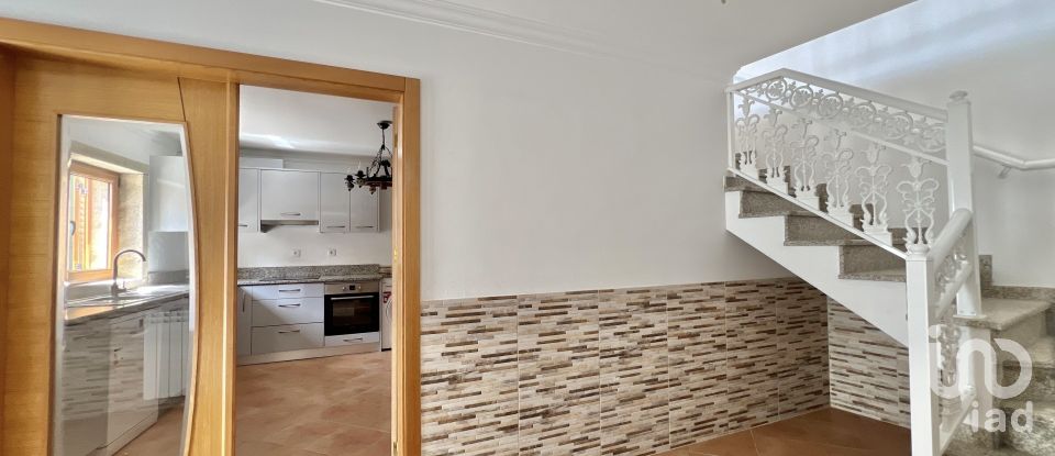 Gîte T1 à Sernancelhe e Sarzeda de 121 m²