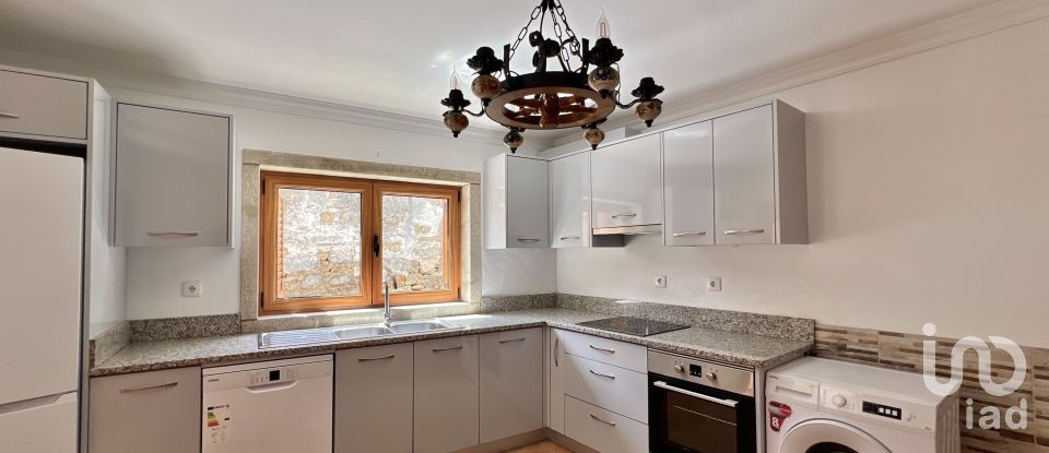 Gîte T1 à Sernancelhe e Sarzeda de 121 m²