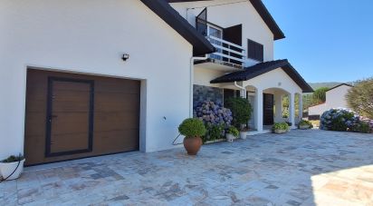 Maison T4 à Orvalho de 200 m²