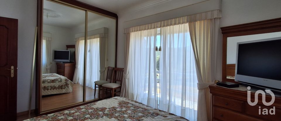 Maison T4 à Orvalho de 200 m²