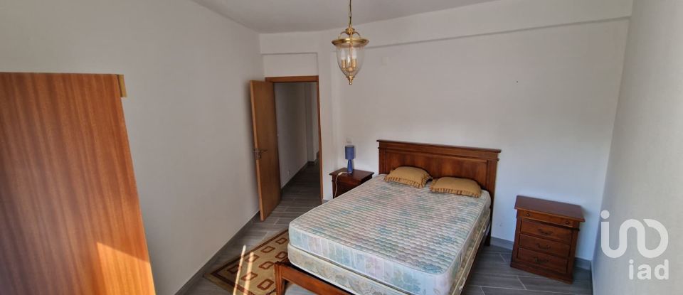 Maison T9 à Meirinhas de 180 m²