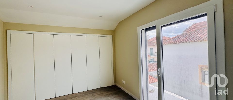 Moradia T3 em Quinta do Conde de 135 m²