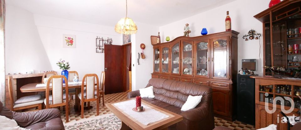 Moradia T3 em Corte do Pinto de 151 m²