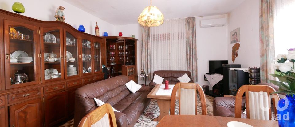 Moradia T3 em Corte do Pinto de 151 m²