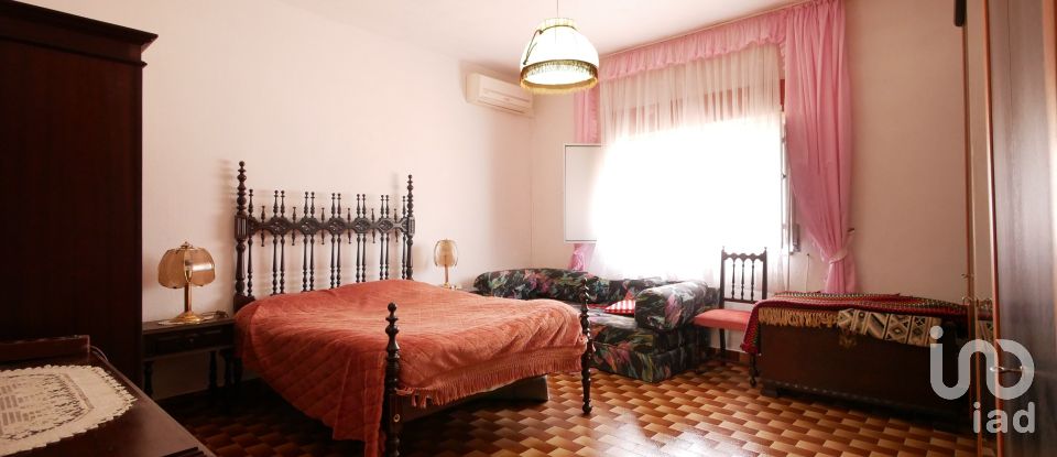 Moradia T3 em Corte do Pinto de 151 m²