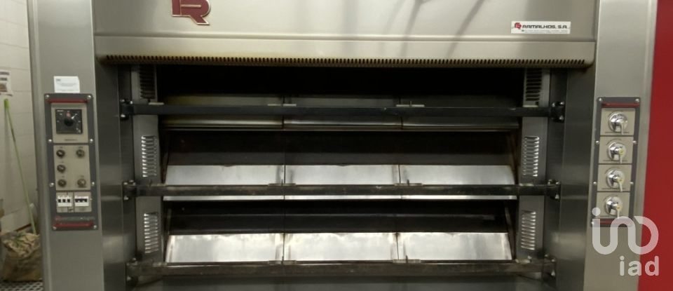 Prédio em Gavião e Atalaia de 123 m²