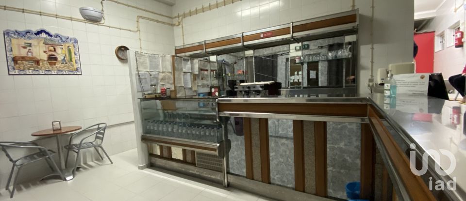 Prédio em Gavião e Atalaia de 123 m²