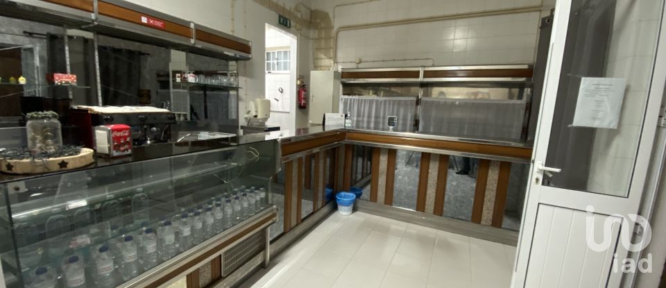 Prédio em Gavião e Atalaia de 123 m²