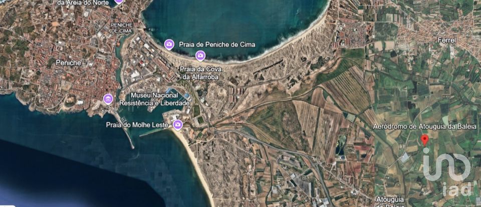 Terreno em Atouguia da Baleia de 4 400 m²