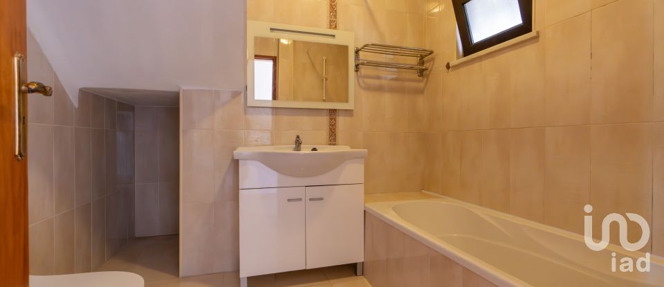 Moradia T10 em Setúbal (São Sebastião) de 244 m²