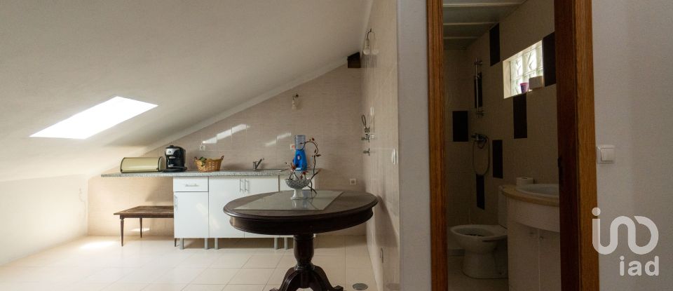 Moradia T10 em Setúbal (São Sebastião) de 244 m²