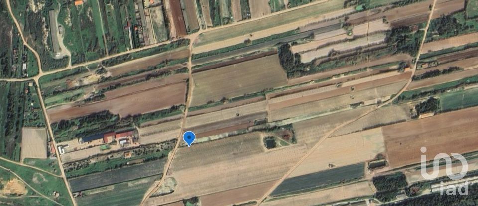 Terreno em Ferrel de 7 800 m²