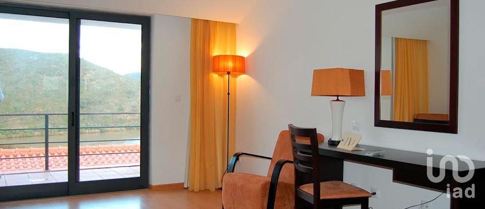 Hotel 3* em Alcoutim e Pereiro de 4 075 m²