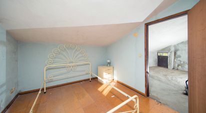 Maison de village T2 à Castanheira de Pêra e Coentral de 144 m²