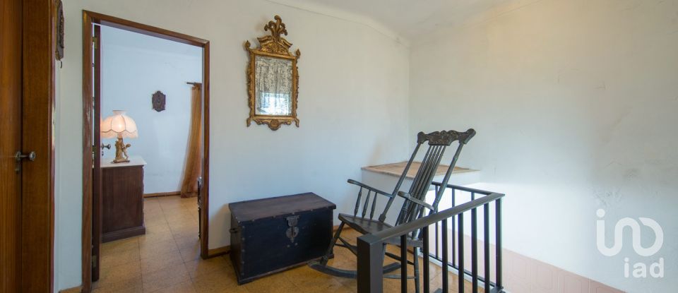 Casa de aldeia T2 em Castanheira de Pêra e Coentral de 144 m²