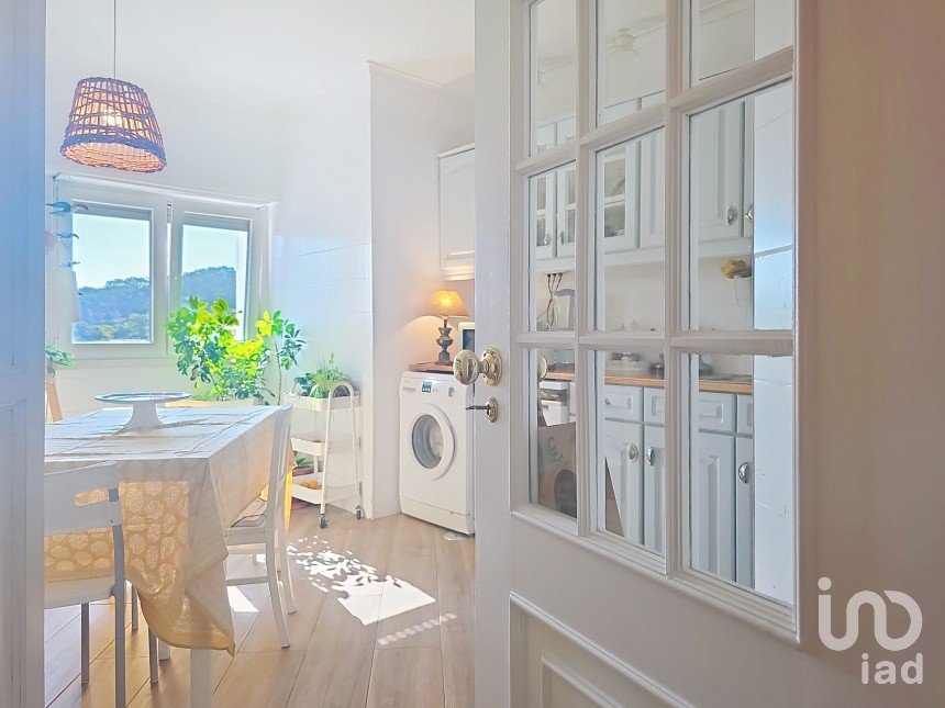 Apartment T3 in Carnaxide e Queijas of 119 m²