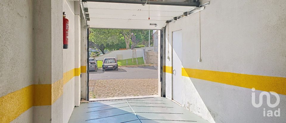 Apartment T3 in Carnaxide e Queijas of 119 m²