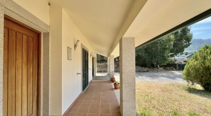 Maison T4 à Vouzela e Paços de Vilharigues de 260 m²