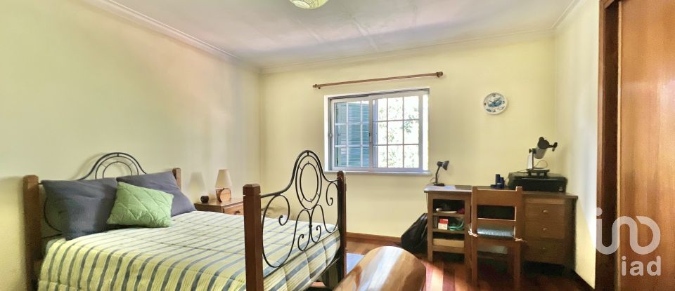 Moradia T4 em Vouzela e Paços de Vilharigues de 260 m²